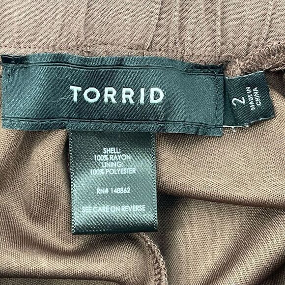 Torrid 2X Brown Stretch Challis Paperbag Waist High Rise Pull-On Shorts 4” - Picture 9 of 13